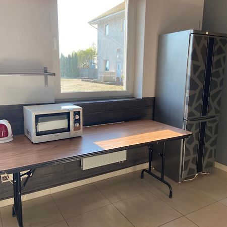 Zolta Walizka Gosciniec Otel Podrzewie Dış mekan fotoğraf