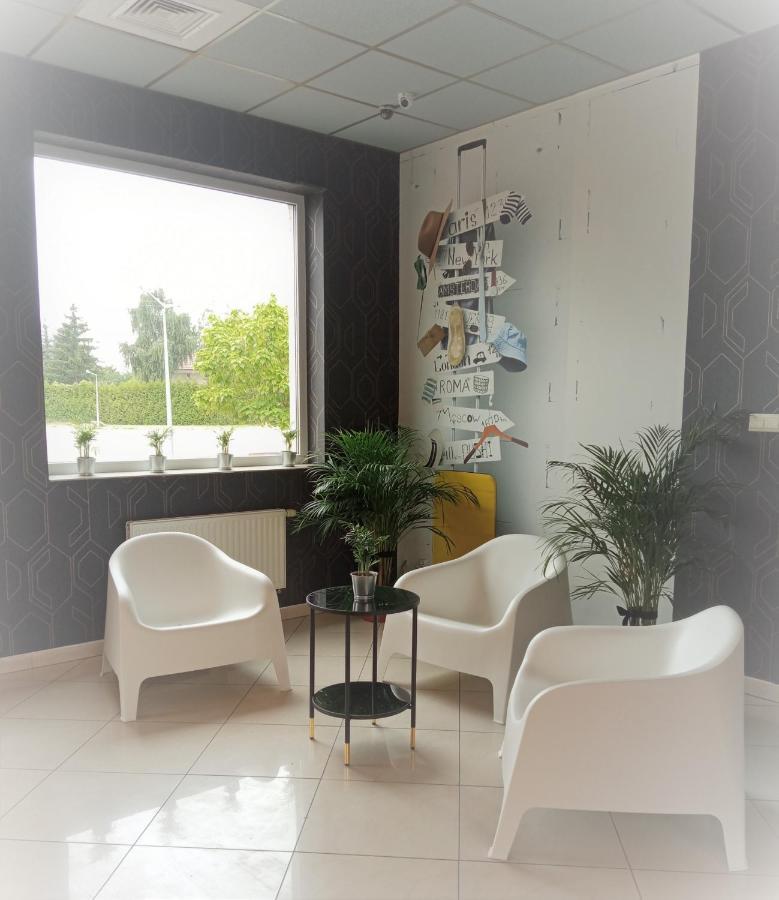 Zolta Walizka Gosciniec Otel Podrzewie Dış mekan fotoğraf