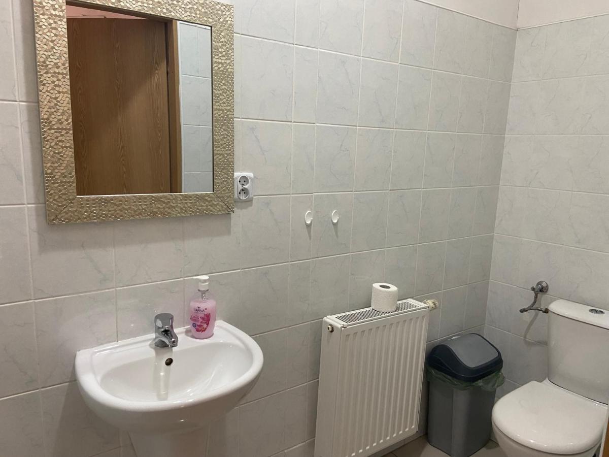 Zolta Walizka Gosciniec Otel Podrzewie Dış mekan fotoğraf