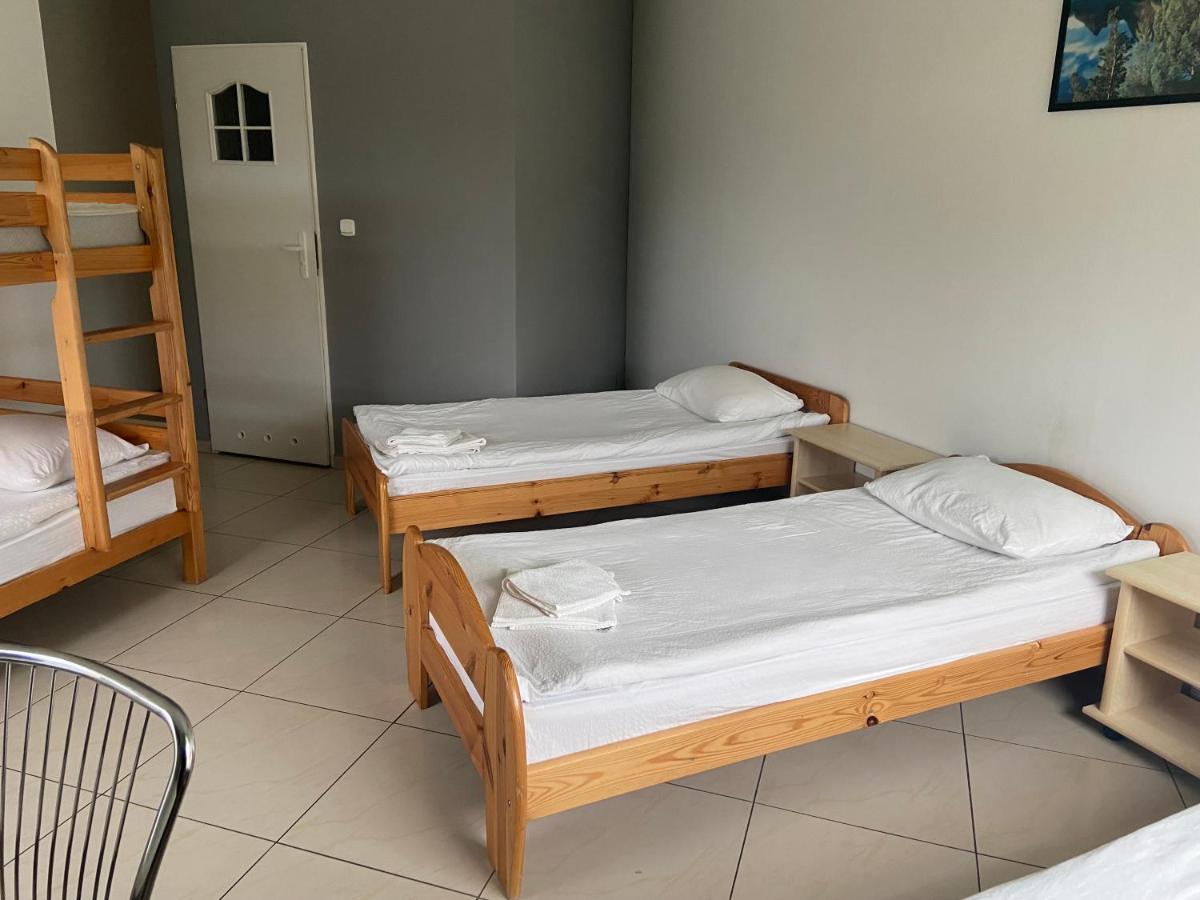 Zolta Walizka Gosciniec Otel Podrzewie Dış mekan fotoğraf